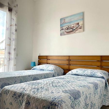 Casa Vacanze Luna Пула Екстериор снимка