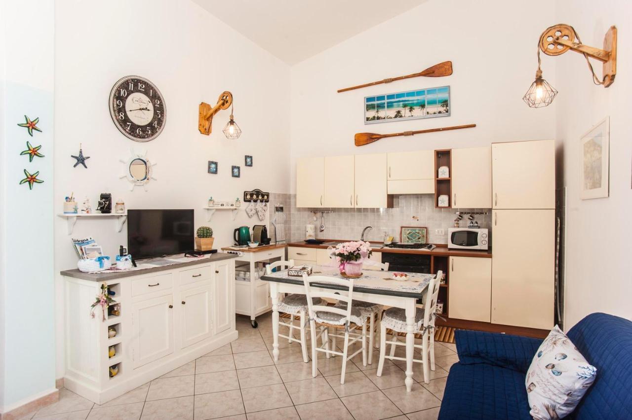 Casa Vacanze Luna Пула Екстериор снимка