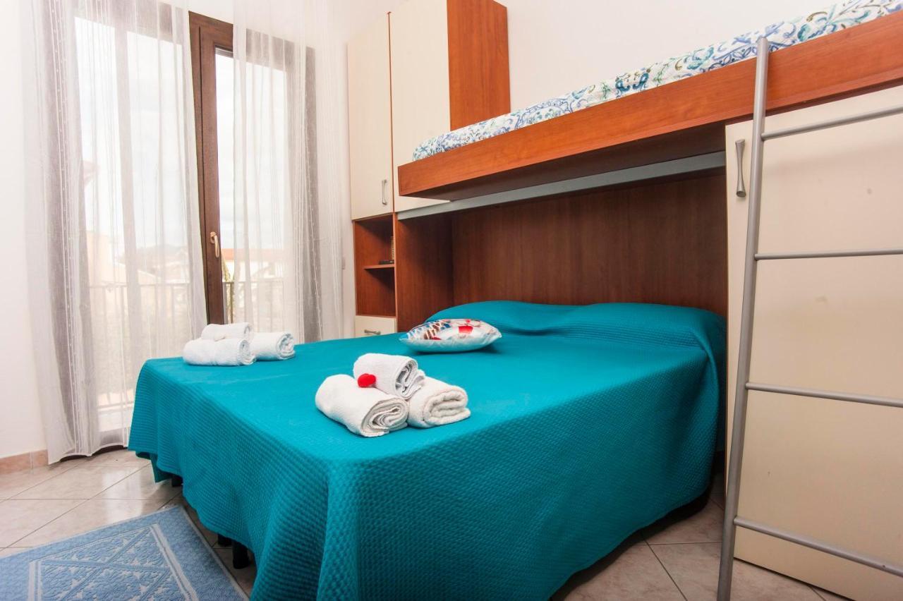 Casa Vacanze Luna Пула Екстериор снимка